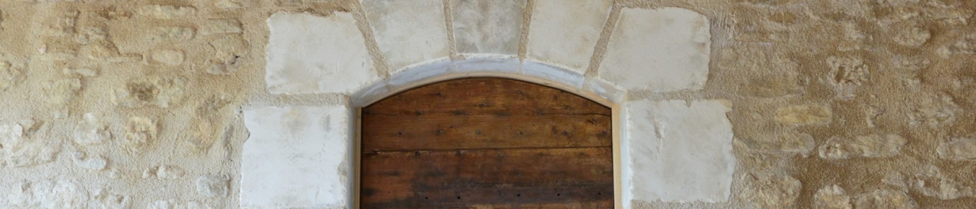 Entreprise Viguier maçonnerie à Bonneiux &amp;amp; Luberon - Porte: maçon à Apt, Bonnieux, Gargas, Gordes, Goult, Lacoste, Lourmarin, Maubec, Menerbes, Oppede, Roussillon, Rustrel, Saignon, St Saturnin, Villars