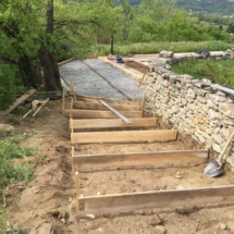 escalier et plage piscine, béton et pierre 1: auvent, terrasse, plage, terrassement, restanque - Viguier maçonnerie à Apt, Bonnieux, Gargas, Gordes, Goult, Lacoste, Lourmarin, Maubec, Menerbes, Oppede, Roussillon, Rustrel, Saignon, St Saturnin, Villars en Luberon